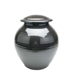 Handmade-Stoneware-Urn-Shiny-Black-Kent-Harris-KH-BLK-URN-1
